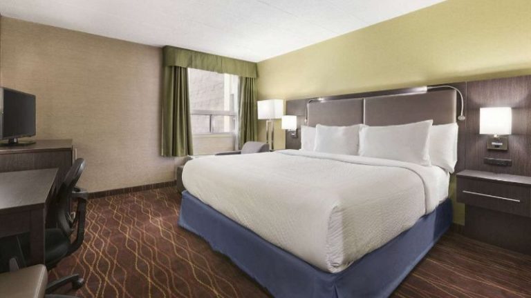 Days Inn by Wyndham Ottawa