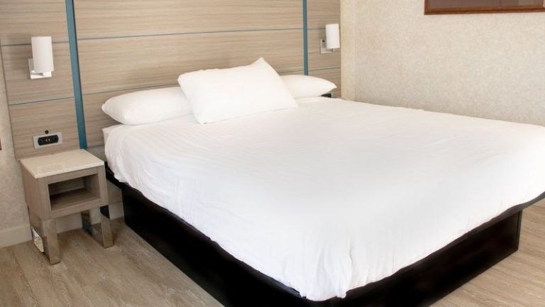 Discovery Inn
