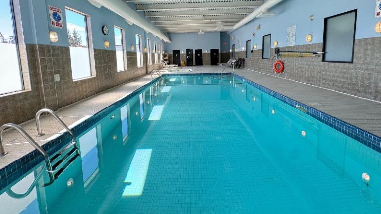 Divya Sutra Plaza and Conference Centre Calgary Airport