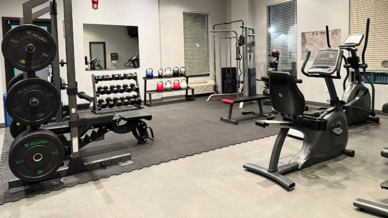 Divya Sutra Plaza and Conference Centre Calgary Airport