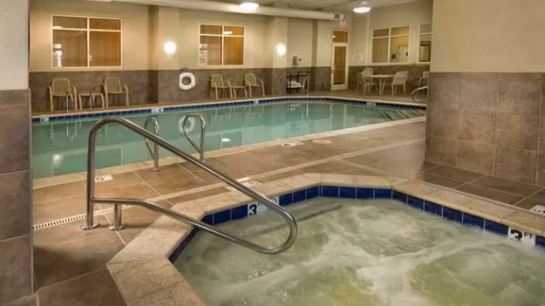 Drury Inn & Suites Flagstaff