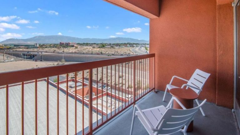 Embassy Suites by Hilton Albuquerque