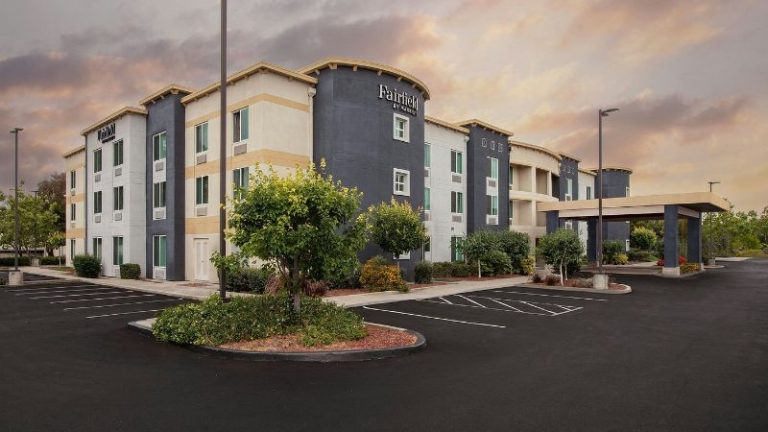 Fairfield Inn & Suites Oakland Hayward