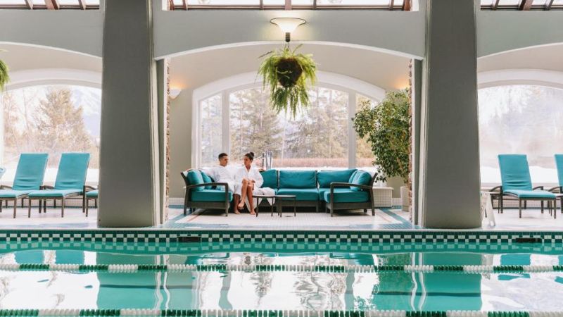 Fairmont Banff Springs, room with private jacuzzi, photo 6
