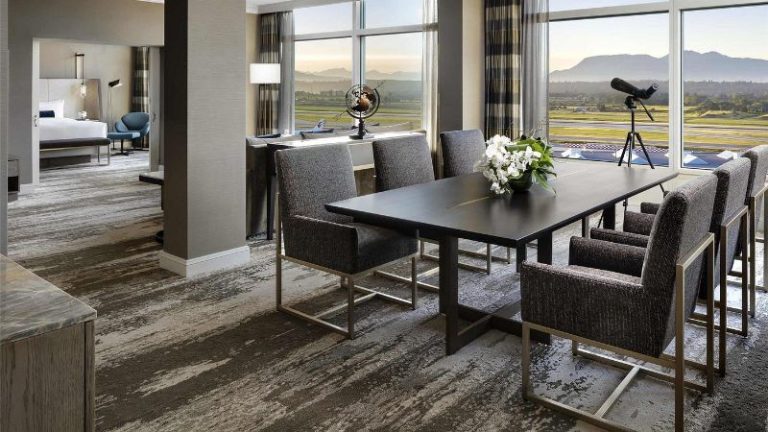 Fairmont Vancouver Airport