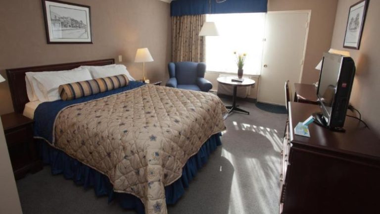 Fredericton Inn