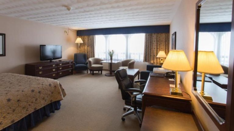 Fredericton Inn