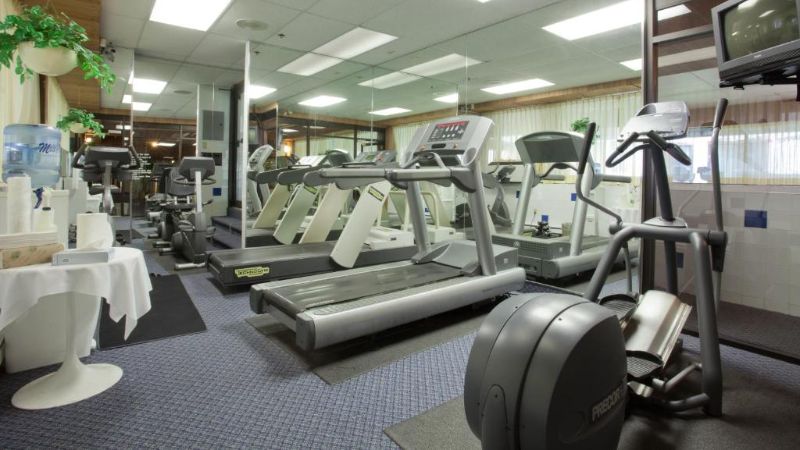 Fredericton Inn, room with private jacuzzi, photo 7