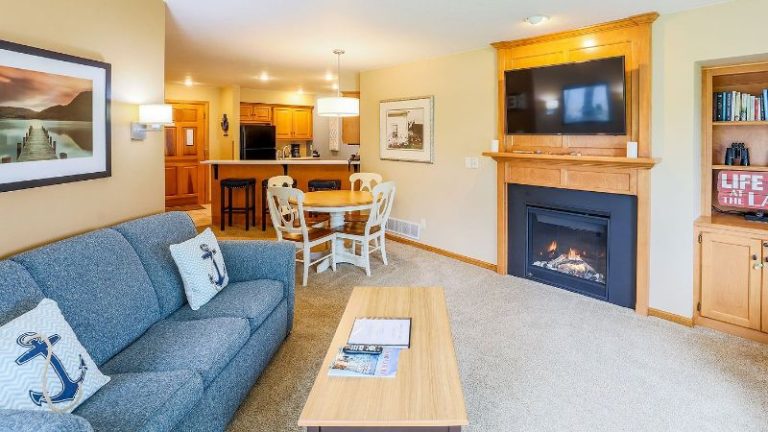 Glidden Lodge Beach Resort
