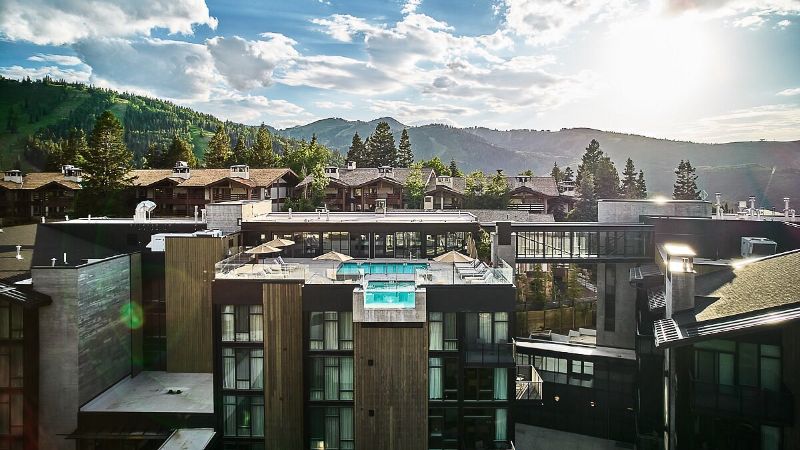 Goldener Hirsch, Auberge Resorts Collection, room with private jacuzzi, photo 6