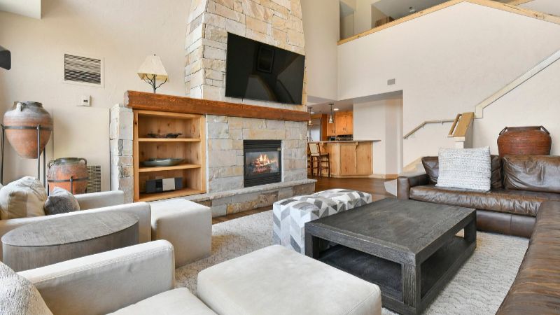 Grand Summit Hotel, room with private jacuzzi, photo 4
