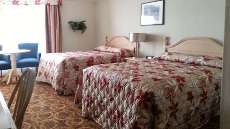 Granite Town Hotel