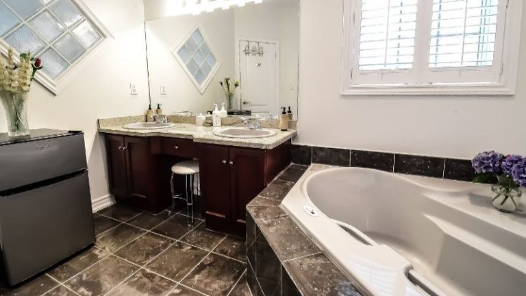Graystone Bed and Breakfast