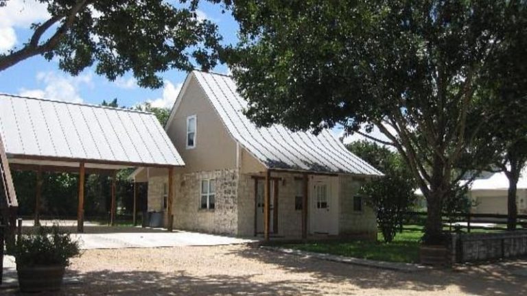 Gruene Cottages