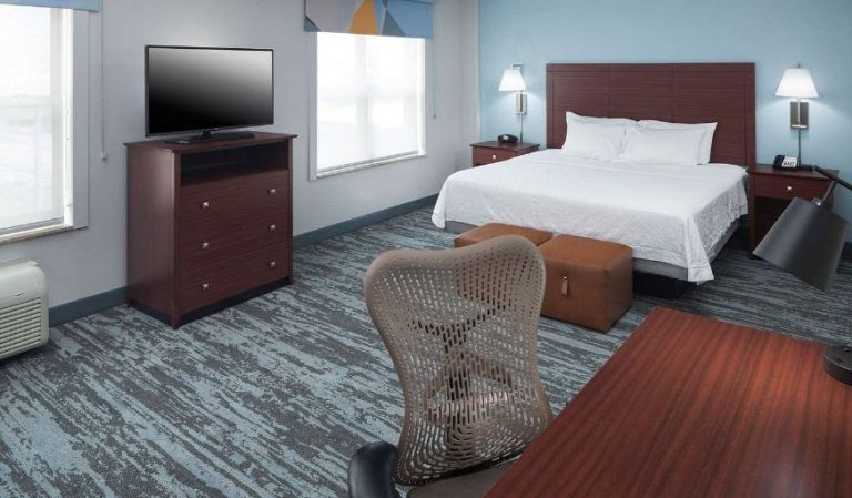 Hampton Inn & Suites Oklahoma City-Bricktown