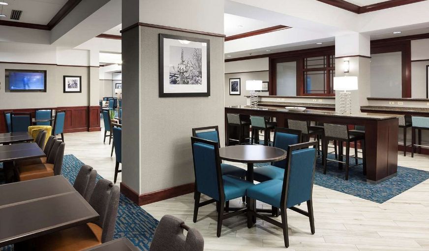 Hampton Inn & Suites Oklahoma City-Bricktown, room with private jacuzzi, photo 8