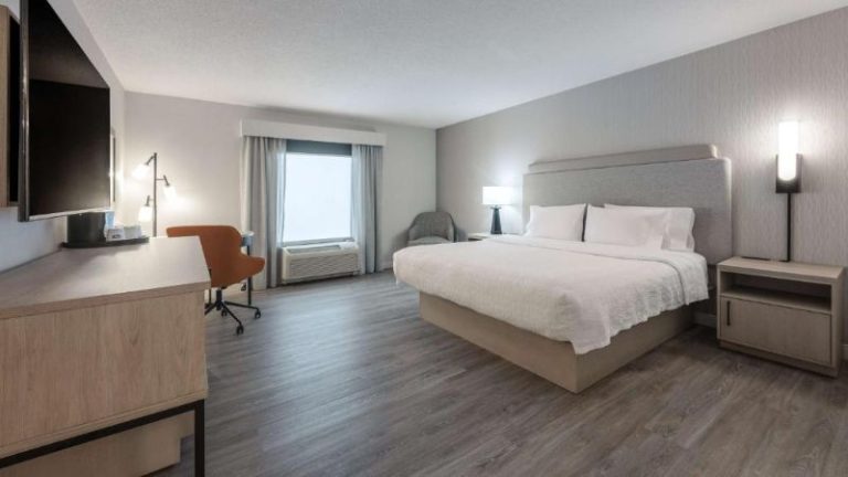 Hampton Inn & Suites by Hilton Moncton