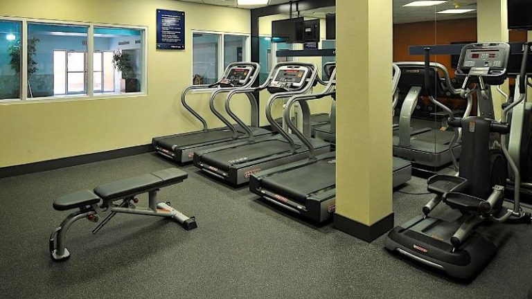 Hampton Inn & Suites by Hilton Calgary-Airport