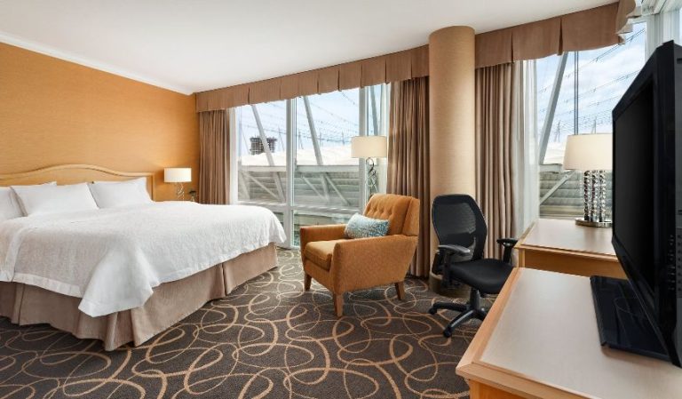 Hampton Inn & Suites by Hilton Vancouver-Downtown