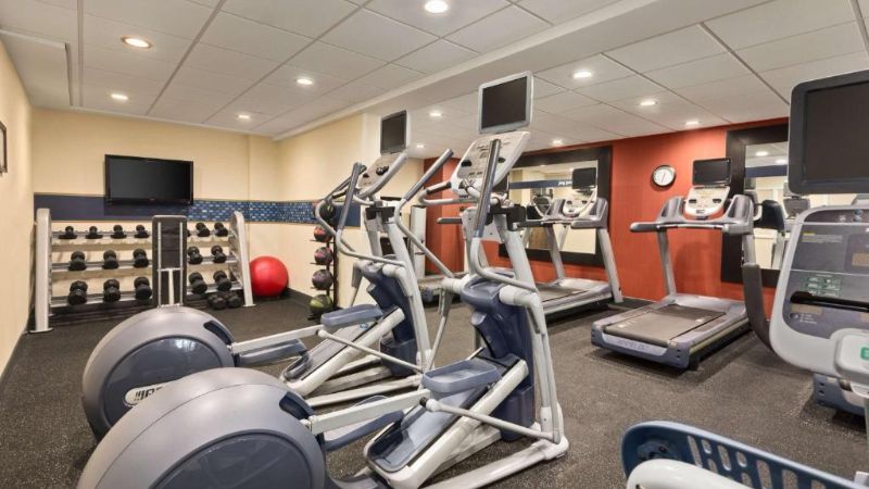 Hampton Inn by Hilton Fort Smith, room with private jacuzzi, photo 7