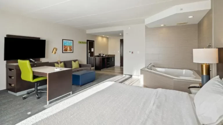 Hampton Inn by Hilton Winnipeg