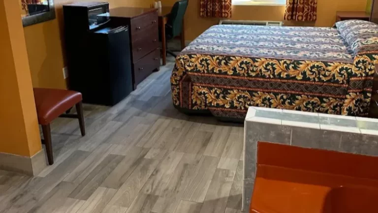 Passport Inn & Suites