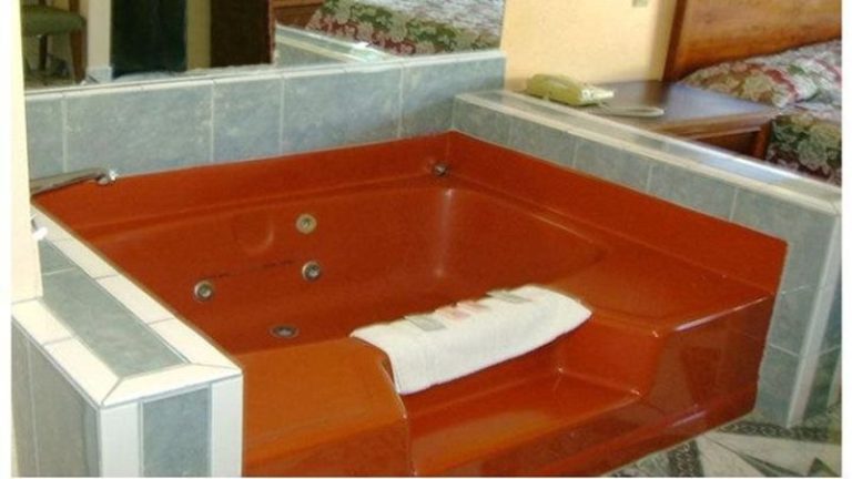 Passport Inn & Suites