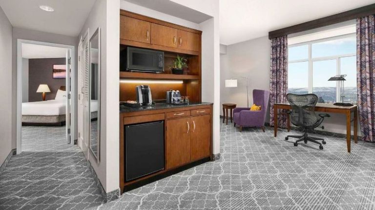 Hilton Garden Inn Calgary Airport