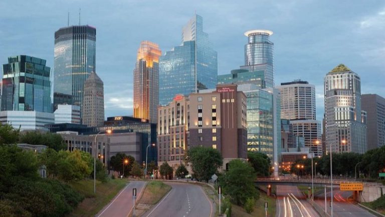 Hilton Garden Inn Minneapolis Downtown