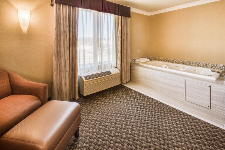 Holiday Inn Express Castro Valley