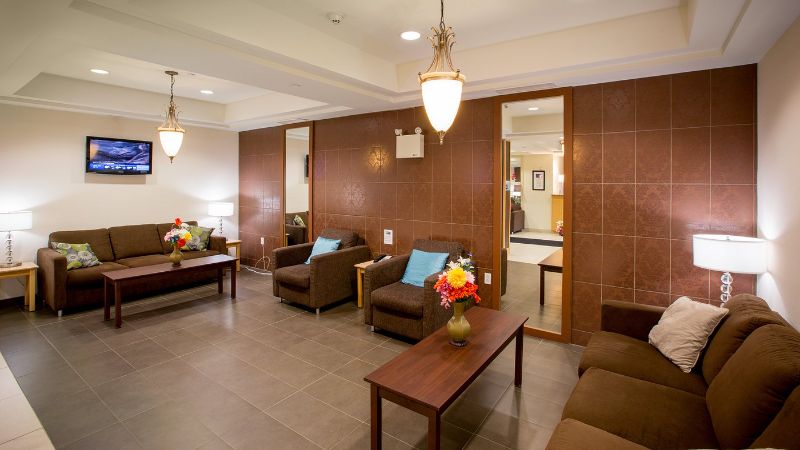 Holiday Inn Express Stellarton-New Glasgow, room with private jacuzzi, photo 3