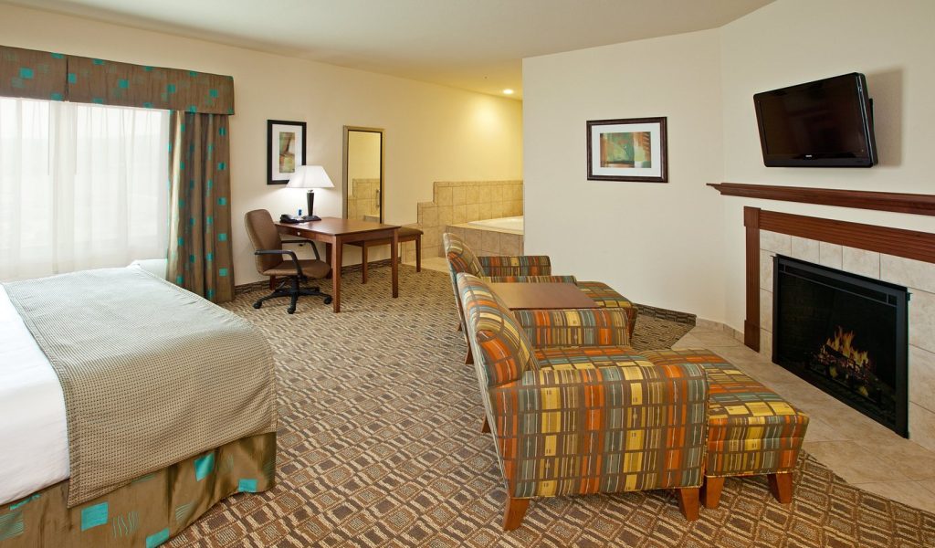 Holiday Inn Express & Suites Ripley