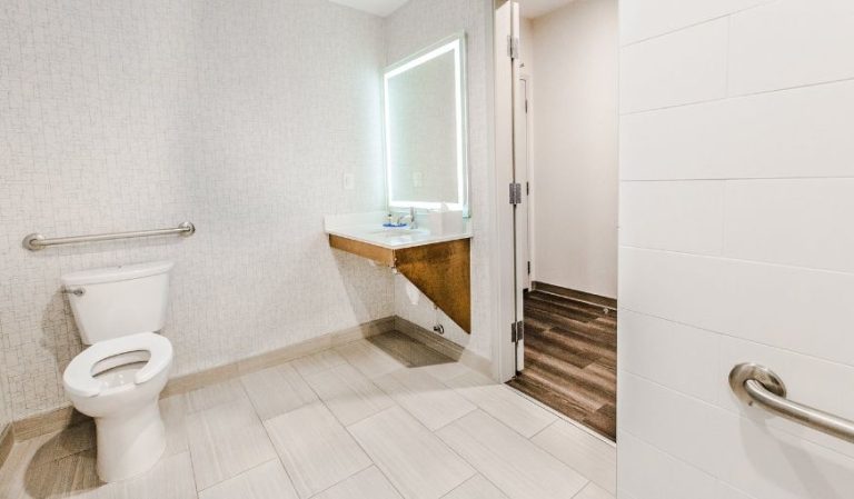 Holiday Inn Express & Suites West Edmonton-Mall Area, an IHG Hotel