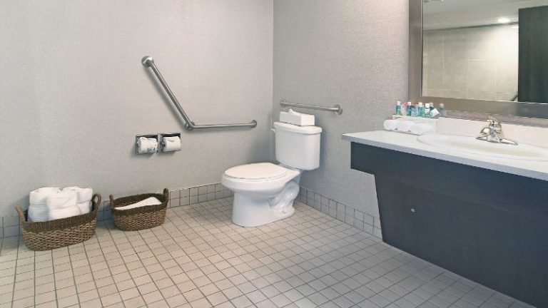 Holiday Inn Express and Suites Calgary, an IHG Hotel