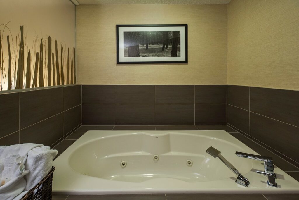 Holiday Inn Lethbridge, an IHG Hotel