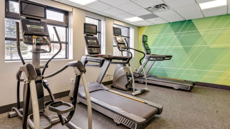 Holiday Inn & Suites Ottawa Kanata, an IHG Hotel