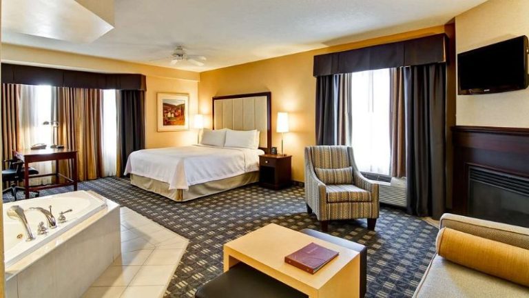Homewood Suites by Hilton Toronto-Mississauga