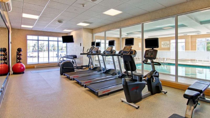 Homewood Suites by Hilton Toronto-Mississauga, room with private jacuzzi, photo 7