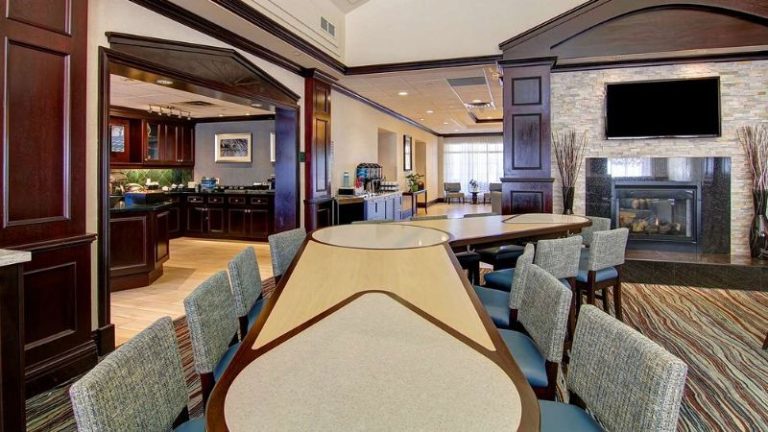 Homewood Suites by Hilton Toronto-Mississauga