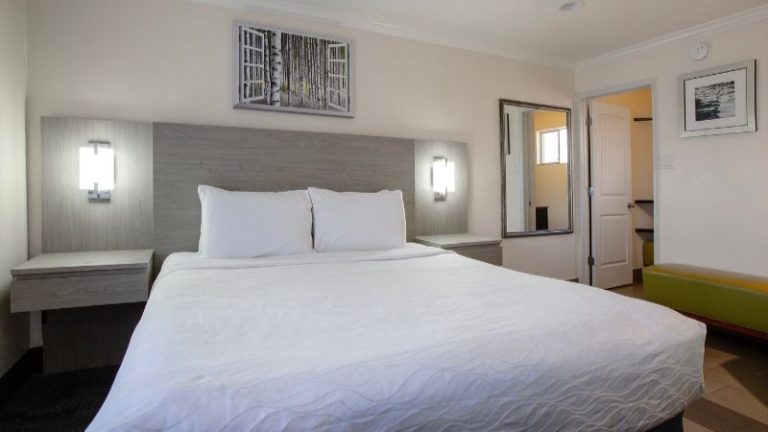 Hotel Aspen Flagstaff/ Grand Canyon InnSuites