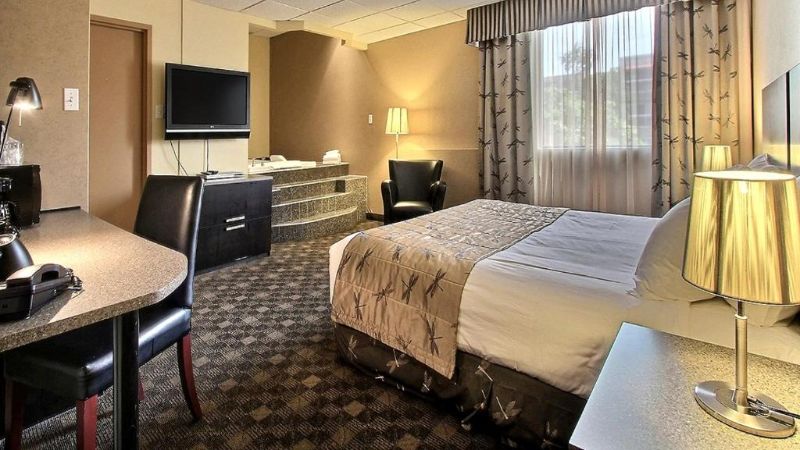 Hotel Classique, room with private jacuzzi, photo 2