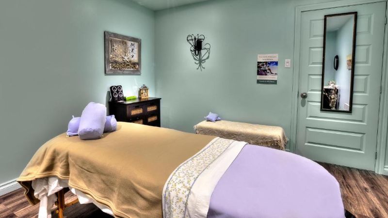 Hôtel Motel Le Châteauguay, room with private jacuzzi, photo 8