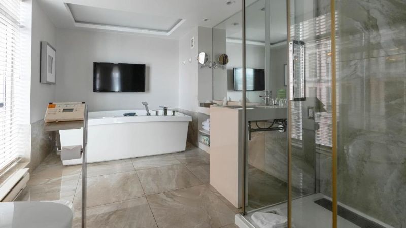 Hotel Palace Royal, room with private jacuzzi, photo 1