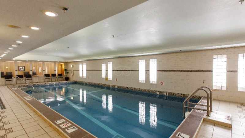 Inn on Prince Hotel and Conference Centre Truro, room with private jacuzzi, photo 6