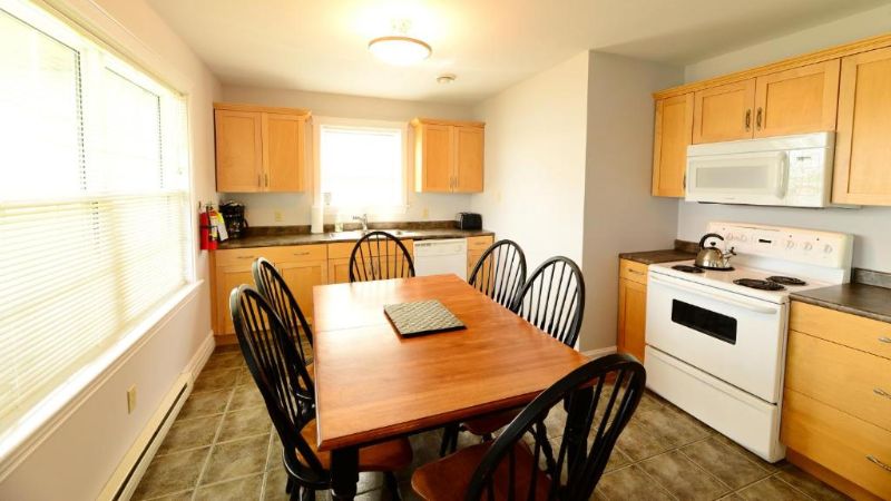Keltic Quay Cottages & Bayfront Lodge, room with private jacuzzi, photo 6