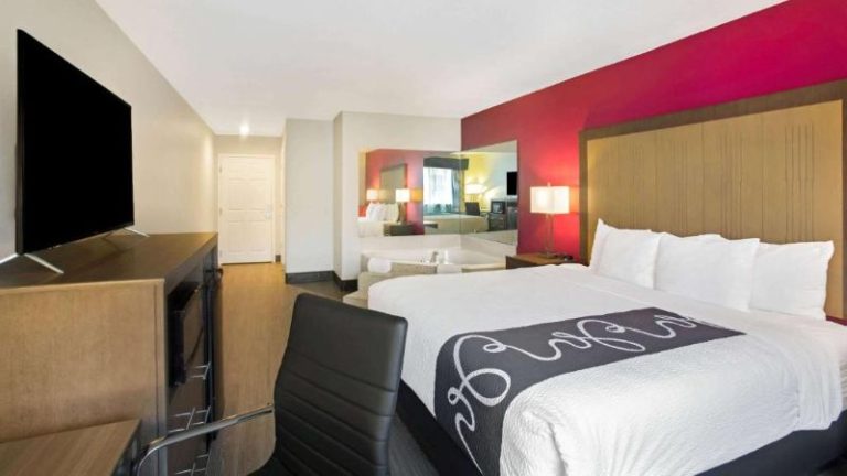 La Quinta Inn & Suites by Wyndham Fort Smith