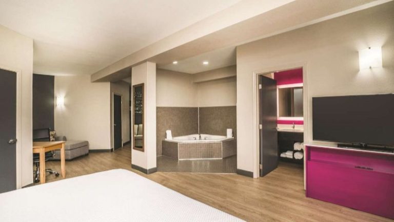 La Quinta Inn & Suites by Wyndham Chattanooga-Hamilton Place