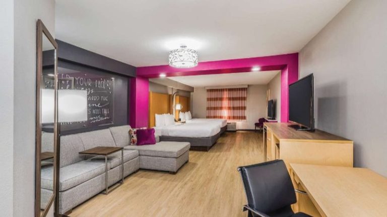 La Quinta Inn & Suites by Wyndham Chattanooga-Hamilton Place