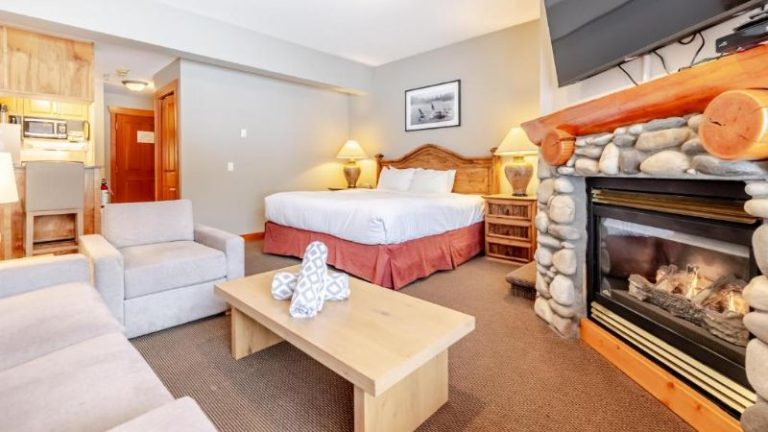 Lizard Creek Lodge