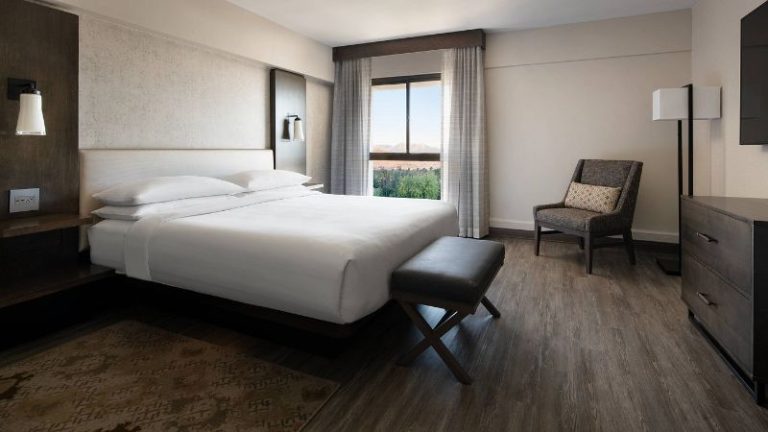 Marriott Riverside at the Convention Center